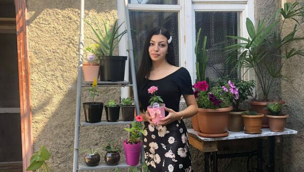 Основательница цветочного бизнеса, 17-летняя Ани Барсегян из Гюмри - Sputnik Армения