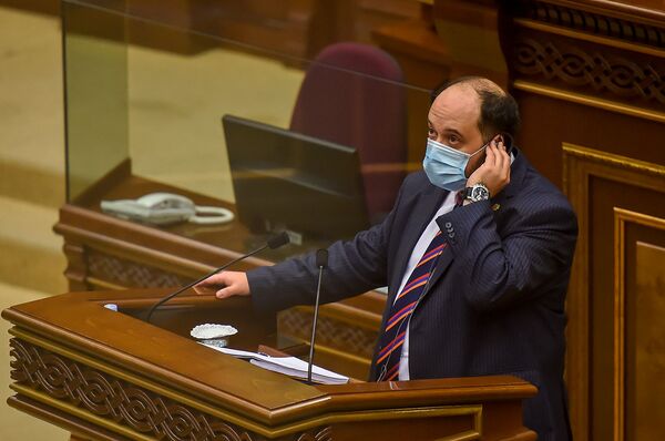 Красные береты начали подвергать приводу участников акции против Араика Арутюняна - Sputnik Армения