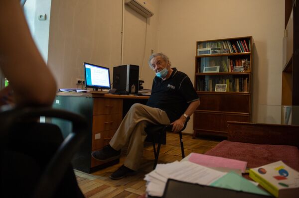 «Մենք չարություն անել չէինք համարձակվում». Վիկտոր Համբարձումյանի որդին պատմել է հոր մասին - Sputnik Արմենիա