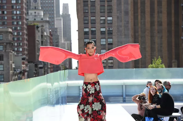 Показ коллекции дизайнера Oxygeneus во время Flying Solo NYFW Show Показ коллекции дизайнера Oxygeneus во время Flying Solo NYFW Show - Sputnik Армения