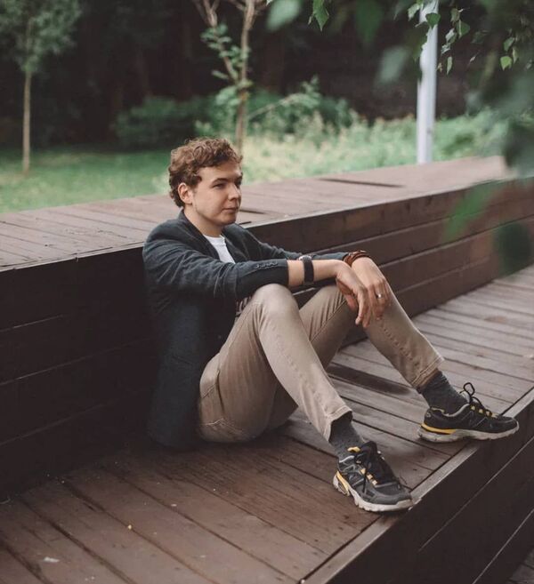 Ну и ну! Еврей играет на дудуке и выучил армянский язык раньше иврита - Sputnik Армения