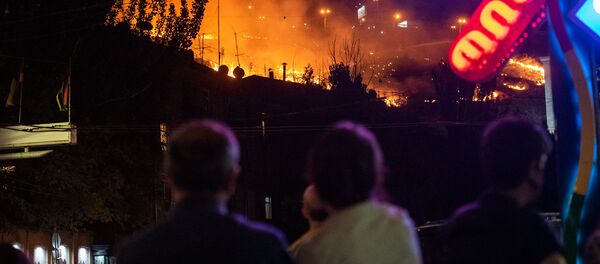 Пожар у Матенадарана (19 сентября 2020). Еревaн - Sputnik Արմենիա