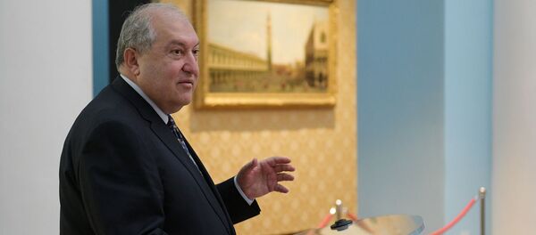 Под эгидой Президентов Армении и Италии в резиденции президента Армена Саркисяна открылась выставка выдающихся произведений итальянского искусства (24 сентября 2020). Ереван - Sputnik Армения