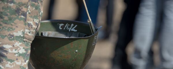 Армянские и российские военнослужащие разыгрывают боевые тактические действия в рамках стратегического командно-штабного учения «Кавказ-2020» на высокогорном полигоне «Алагяз» в Армении (24 сентября 2020). - Sputnik Армения