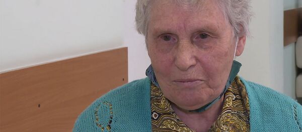 Я уколов не боюсь: 81-летняя медсестра стала добровольцем испытаний вакцины от коронавируса - Sputnik Армения