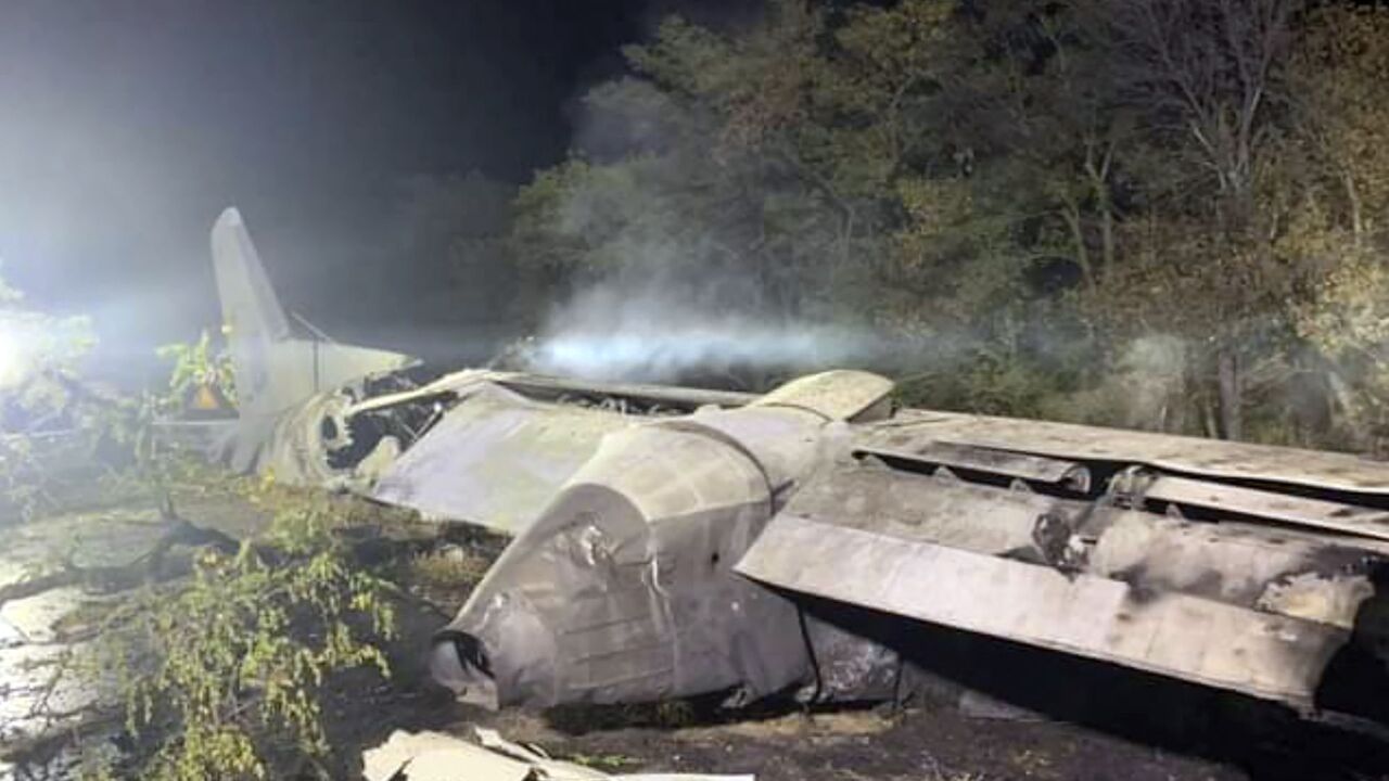 В Беларуси разбился самолет, погиб летчик. Видео с места крушения - 19.05. 2021, Sputnik Армения