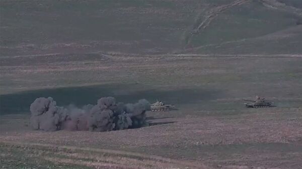 Армия обороны Карабаха сообщила об уничтожении 14 БПЛА ВС Азербайджана Армия обороны Карабаха сообщила об уничтожении 14 БПЛА ВС Азербайджана - Sputnik Армения