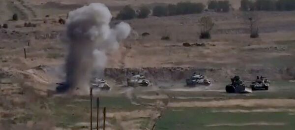 Հայկական զինուժը շարունակում է խոցել ադրբեջանական մարտական տեխնիկաները - Sputnik Армения