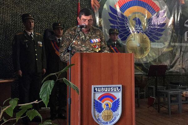 Շիրակցին արցախցու կողքին է. կամավորագրվում են նաև Ապրիլյան պատերազմի զոհերի ծնողները - Sputnik Արմենիա