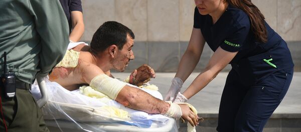 Раненное гражданское население в больницах Карабаха - Sputnik Армения