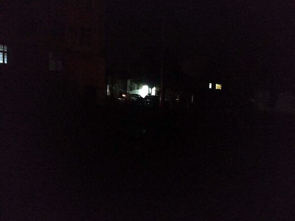 Առանց լույսի ու գազի. Ստեփանակերտի բնակիչները գիշերը կանցկացնեն նկուղներում. լուսանկարներ - Sputnik Արմենիա