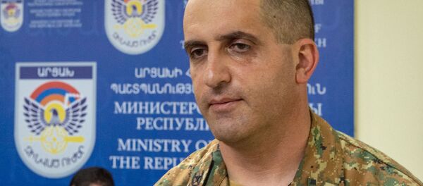 И.о. начальника управления информации и по связям с общественностью Армии Обороны Карабаха Сурен Сарумян в пресс-центре Единого информационного центра (27 сентября 2020). Степанакерт - Sputnik Армения