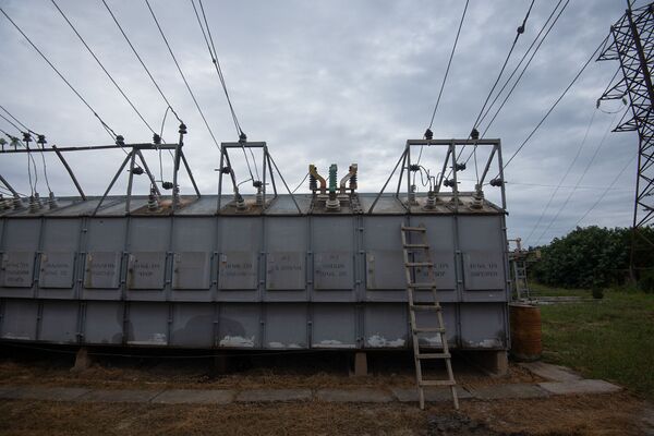 Раненый Мартуни: репортаж из города, в котором погибли женщина и ребенок - Sputnik Армения