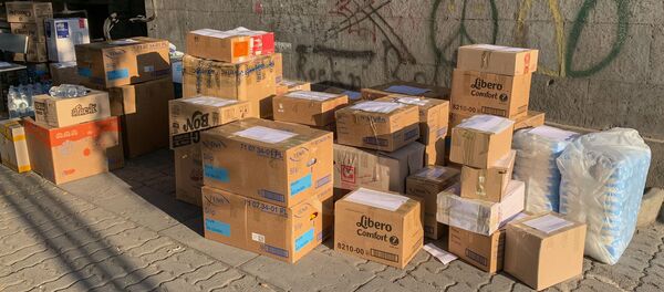 Армянская молодежь по собственной инициативе собрала товары первой необходимости для отправки в Карабах (28 сентября 2020). Еревaн - Sputnik Արմենիա