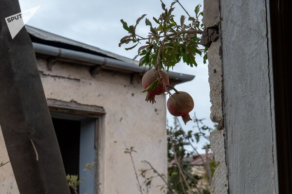 Ադրբեջանի ԶՈւ–ի թիրախ դարձած Մարտունին «Գրադից» հետո. լուսանկարներ, տեսանյութ - Sputnik Արմենիա