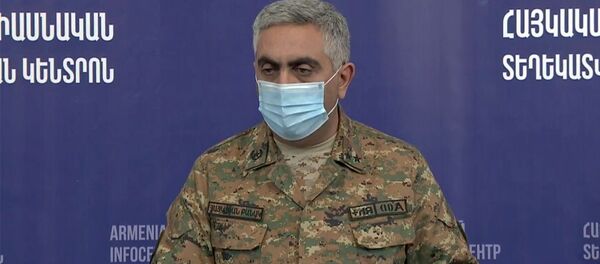 Арцрун Ованнисян во время брифинга в Едином информационном центре (29 сентября 2020). Еревaн - Sputnik Արմենիա