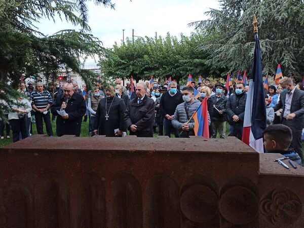 Арцах - армянская земля, армянской и останется: мэр французского города Бур-ле-Валанс - Sputnik Армения
