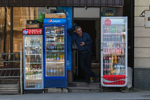 Կանանց ու երեխաներին տարհանել են Մարտակերտից, տղամարդիկ մնալու են մինչև հաղթական ավարտ - Sputnik Արմենիա
