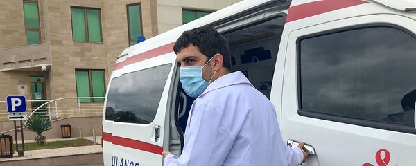 Медработники в Степанакерте - Sputnik Армения