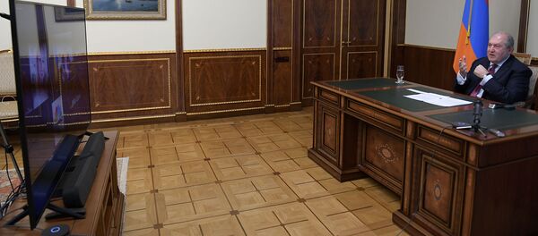 Президент Армен Саркисян дал интервью телеканалу CNBC Президент Армен Саркисян дал интервью телеканалу CNBC - Sputnik Армения