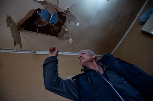 Հղի կինը մեկ տարեկան երեխայի հետ հրաշքով է փրկվել Արցախի Իվանյան համայնքում. տեսանյութ  - Sputnik Արմենիա