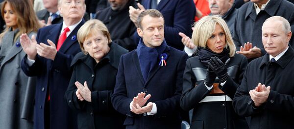 Лидеры РФ, Франции, Германии и США на мемориальной церемонии у Триумфальной арки по случаю 100-летия окончания Первой мировой войны (11 ноября 2018). Париж - Sputnik Արմենիա
