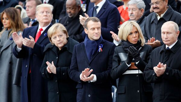 Лидеры РФ, Франции, Германии и США на мемориальной церемонии у Триумфальной арки по случаю 100-летия окончания Первой мировой войны (11 ноября 2018). Париж - Sputnik Армения