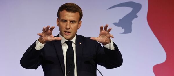 Президент Франции Эммануэль Макрон во время речи о борьбе с сепаратизмом (2 октября 2020). Париж - Sputnik Արմենիա