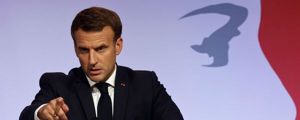 Президент Франции Эммануэль Макрон во время речи о борьбе с сепаратизмом (2 октября 2020). Париж - Sputnik Արմենիա
