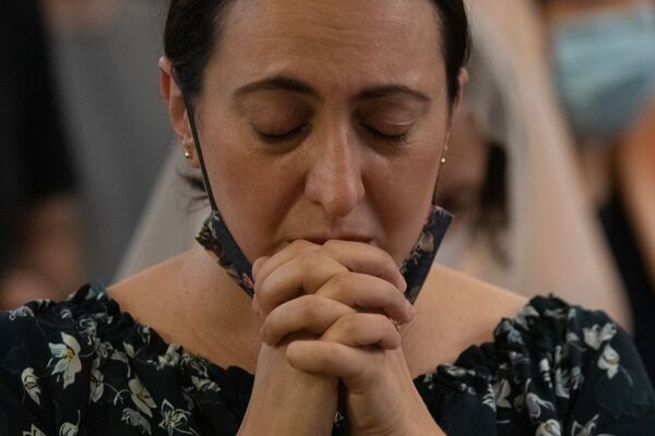 Общенациональная молитва прошла во всех армянских храмах․ Церковь Сурб Григор Лусаворич (3 октября 2020). Еревaн - Sputnik Армения