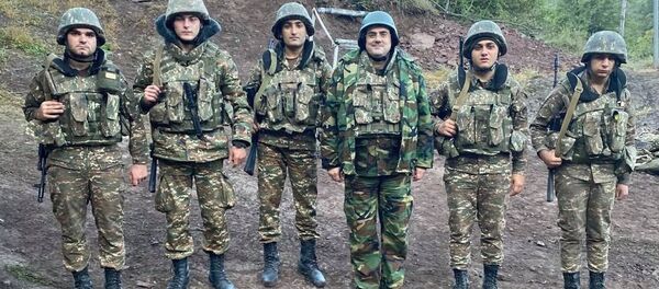 Президент Карабаха Араик Арутюнян опубликовал фотографии с передовой - Sputnik Армения