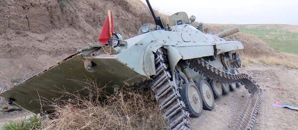 Армия обороны Карабаха опубликовала фотографии изъятого вооружения азербайджанской армии - Sputnik Армения