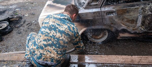 Последствия обстрелов (4 октября 2020). Степанакерт - Sputnik Армения