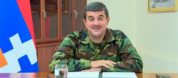 Видеообращение президента Карабаха Араика Арутюняна (4 октября 2020). Карабах Видеообращение президента Карабаха Араика Арутюняна (4 октября 2020). Карабах - Sputnik Արմենիա