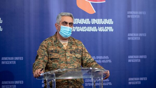 Брифинг представителя минобороны РА Арцруна Ованнисяна (6 октября 2020). Ереван - Sputnik Արմենիա