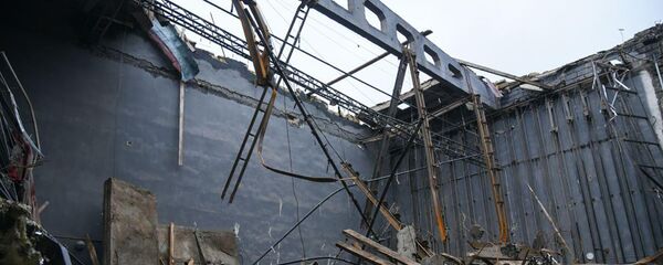 Разрушенный после вражеских обстрелов Дом Культуры (7 октября 2020). Шуши Разрушенный после вражеских обстрелов Дом Культуры (7 октября 2020). Шуши - Sputnik Արմենիա