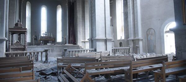 Попавший под обстрел Собор Сурб Казанчецоц в Шуши - Sputnik Արմենիա