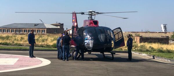 Военный обозреватель Юрий Котенок доставлен в медцентр Эребуни (9 октября 2020). Еревaн - Sputnik Армения