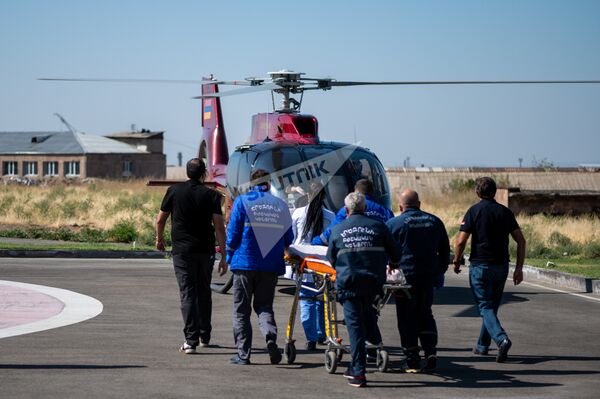 Раненный в Шуши Юрий Котенок рассказал, в чем специфика войны в Карабахе - Sputnik Армения