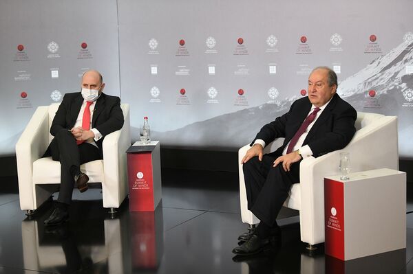 «Հույս ունեմ, որ հրադադարը կլինի խաղաղության գործընթացին վերադառնալու սկիզբը». ՀՀ նախագահ - Sputnik Արմենիա