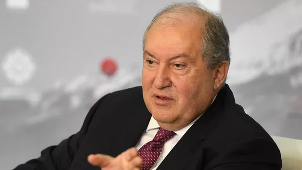 Под эгидой президента Армена Саркисяна сегодня в Ереване открылся «Второй армянский саммит мыслей» (10 октября 2020). Еревaн - Sputnik Армения