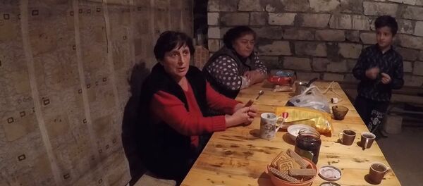 Ստեփանակերտի ապաստարաններից մեկում - Sputnik Արմենիա