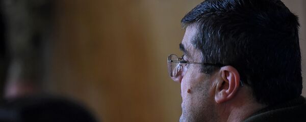 Президент Карабаха Араик Арутюнян во время брифинга в Едином информационном центре (11 октября 2020). Степанакерт - Sputnik Армения