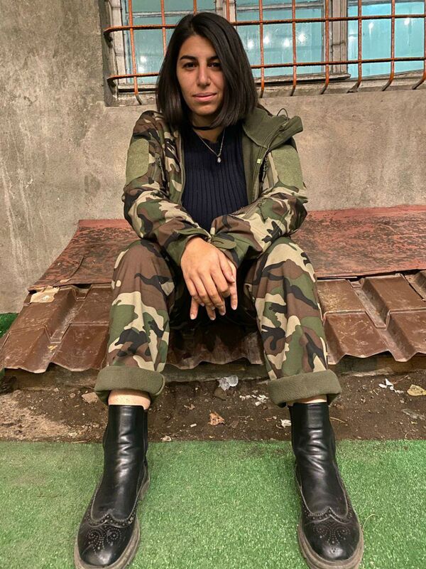 Зеленая осень Армении, или Как война в Карабахе отразилась на внешнем облике ереванцев - Sputnik Армения