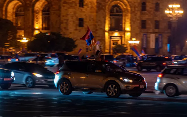 Автопробег в поддержку принятия независимости Арцаха в столице (11 октября 2020). Еревaн - Sputnik Армения
