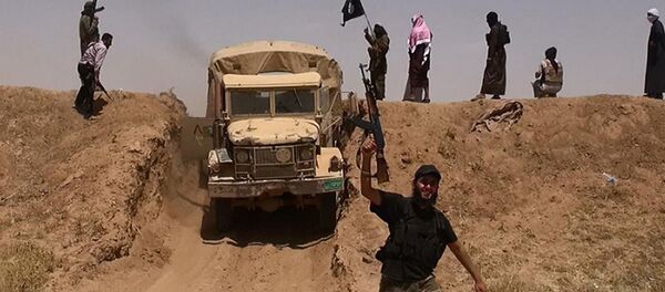 Боевики джихадистской группировки ИГИЛ (11 июня 2014). Сирия - Sputnik Արմենիա