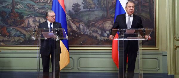 Главы МИД России и Армении Сергей Лавров и Зограб Мнацаканян во время совместной пресс-конференции по итогам встречи (12 октября 2020). Москвa - Sputnik Արմենիա