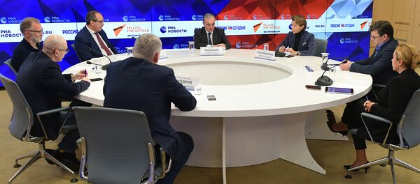 Министр иностранных дел Армении Зограб Мнацаканян во время онлайн-конференции в Международном мультимедийном пресс-центре МИА Россия сегодня (12 октября 2020). Москвa - Sputnik Армения