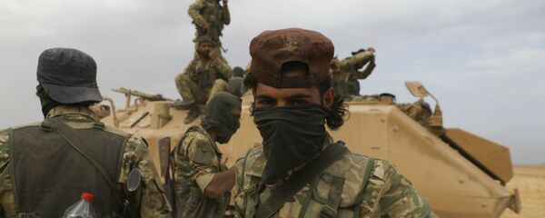 Сирийские боевики, поддерживаемые Турцией, во время боевых действий недалеко от города Рас-эль-Айн (19 октября 2020). Сирия - Sputnik Արմենիա