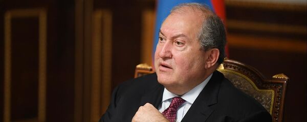 Президент Армен Саркисян во время интервью каналу RT (13 октября 2020). Еревaн Президент Армен Саркисян во время интервью каналу RT (13 октября 2020). Еревaн - Sputnik Արմենիա